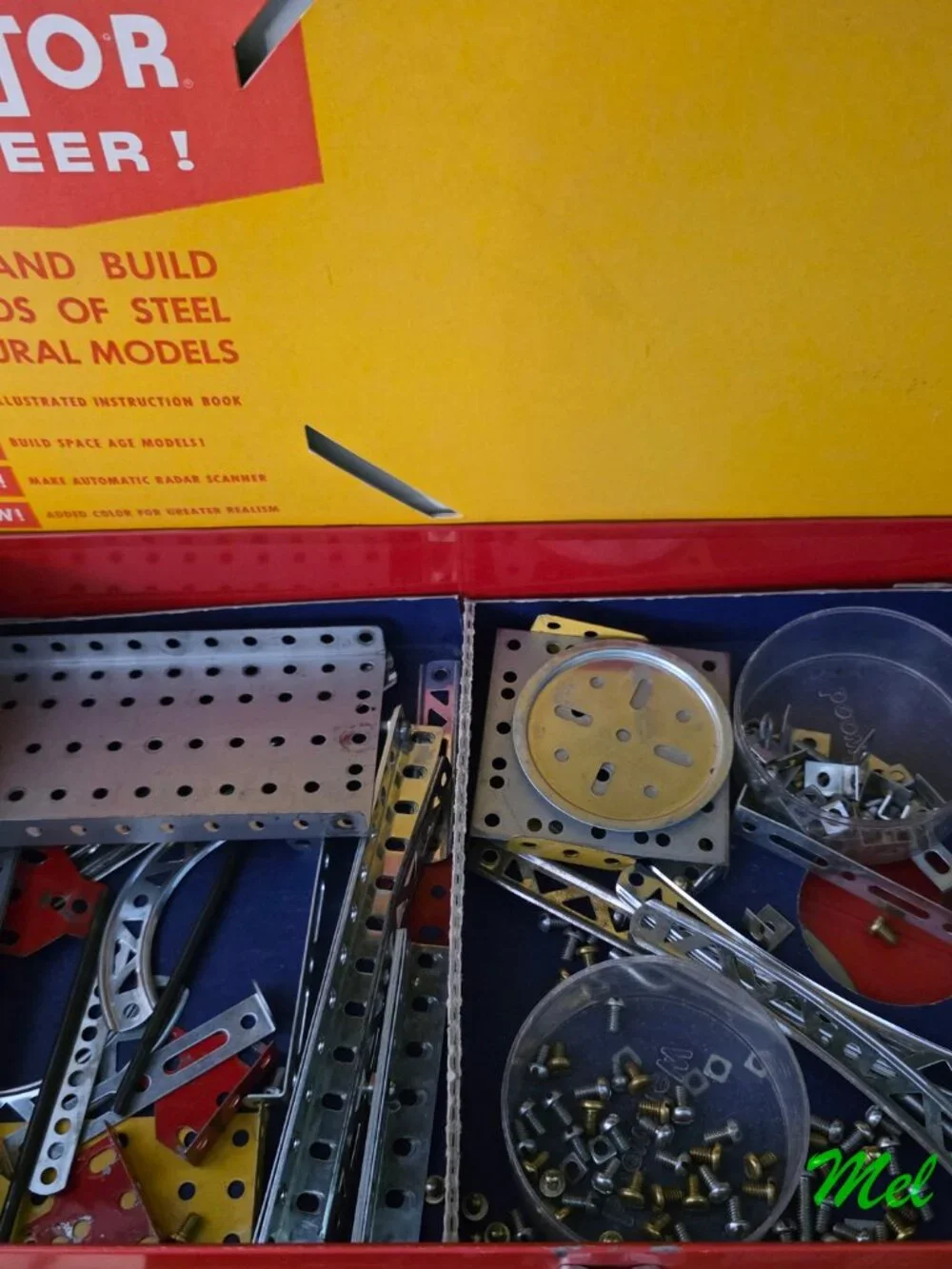 Vintage 1959 Gilbert Erector Set No. 10042 Automatic Radar-Scope Set